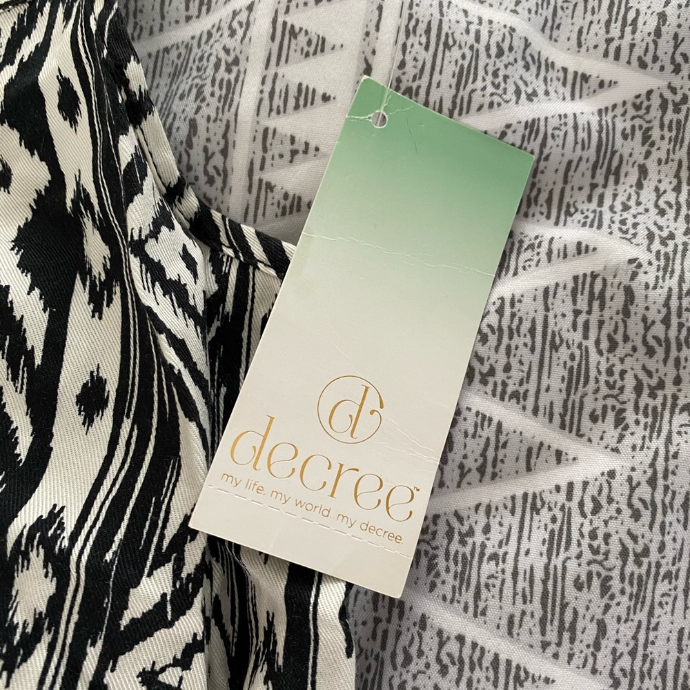 Aztec Romper - Picture 3 of 4